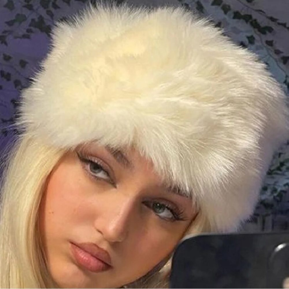 Amazing brand new high quality Russian hat with backing included! Rare item!